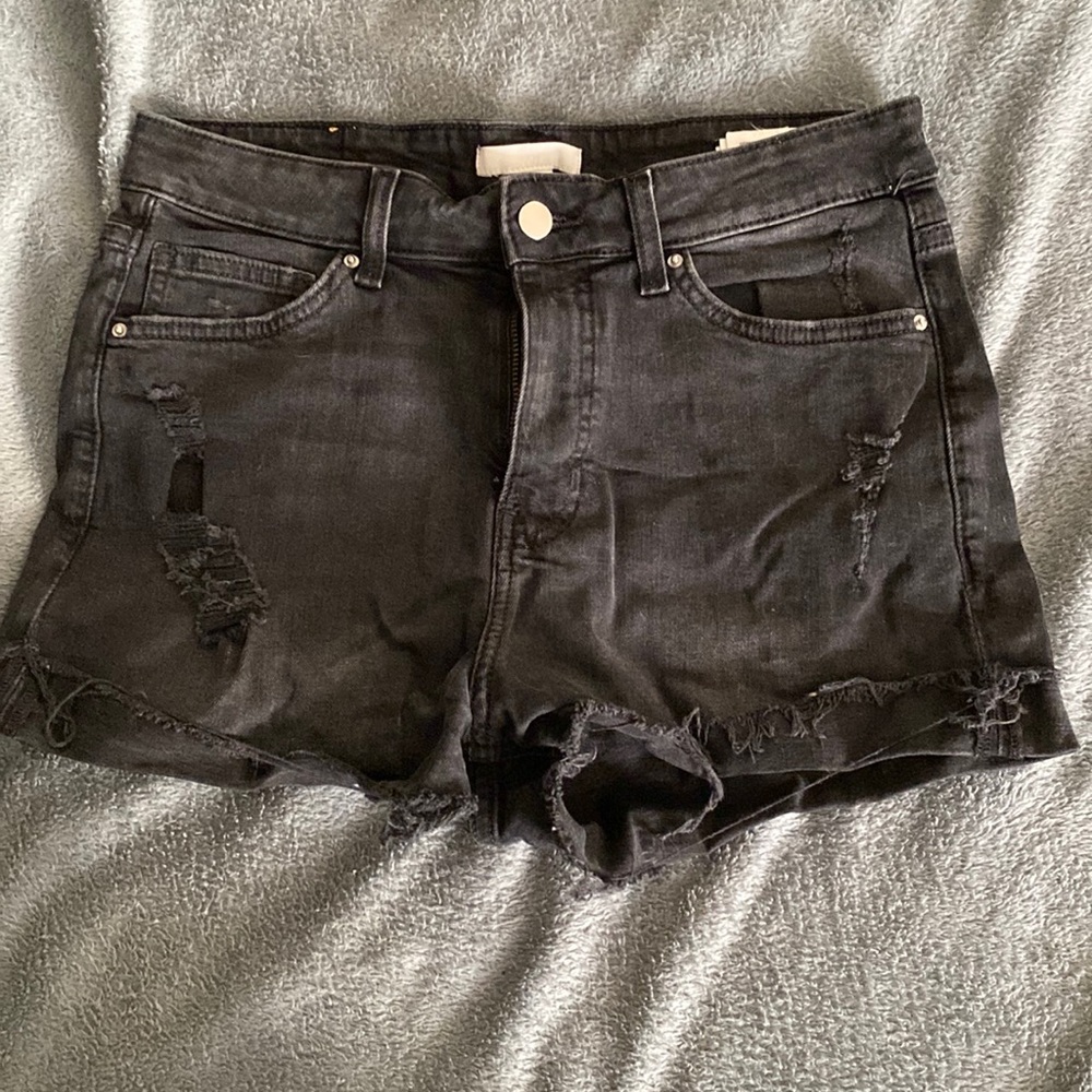 H&M Black Ripped Jean Shorts Size 8